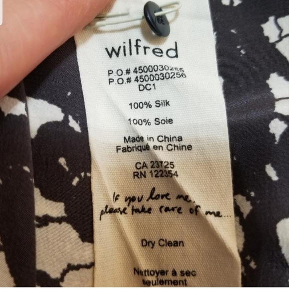 NWOT Wilfred Aritzia sleeveless 100% silk blouse top flower white black hi low - Picture 9 of 10